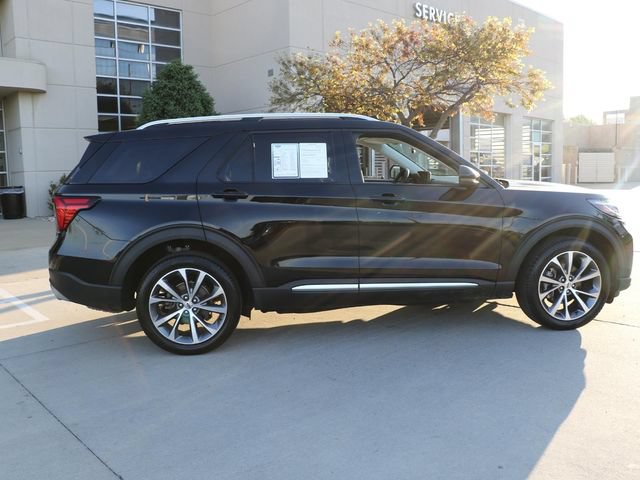 Certified 2025 Ford Explorer Platinum w/ Ultimate Package AWD/4WD image 6