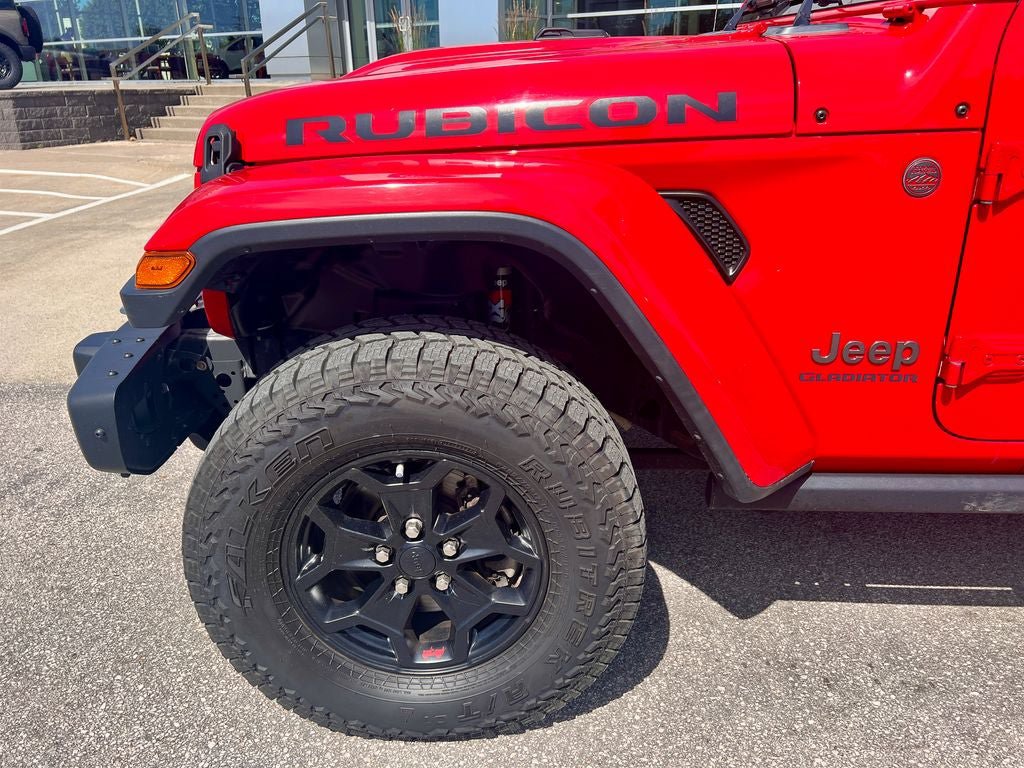 Used 2020 Jeep Gladiator Rubicon w/ Advanced Safety Group AWD/4WD image 30