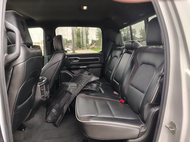 Used 2023 RAM 1500 Laramie AWD/4WD image 12