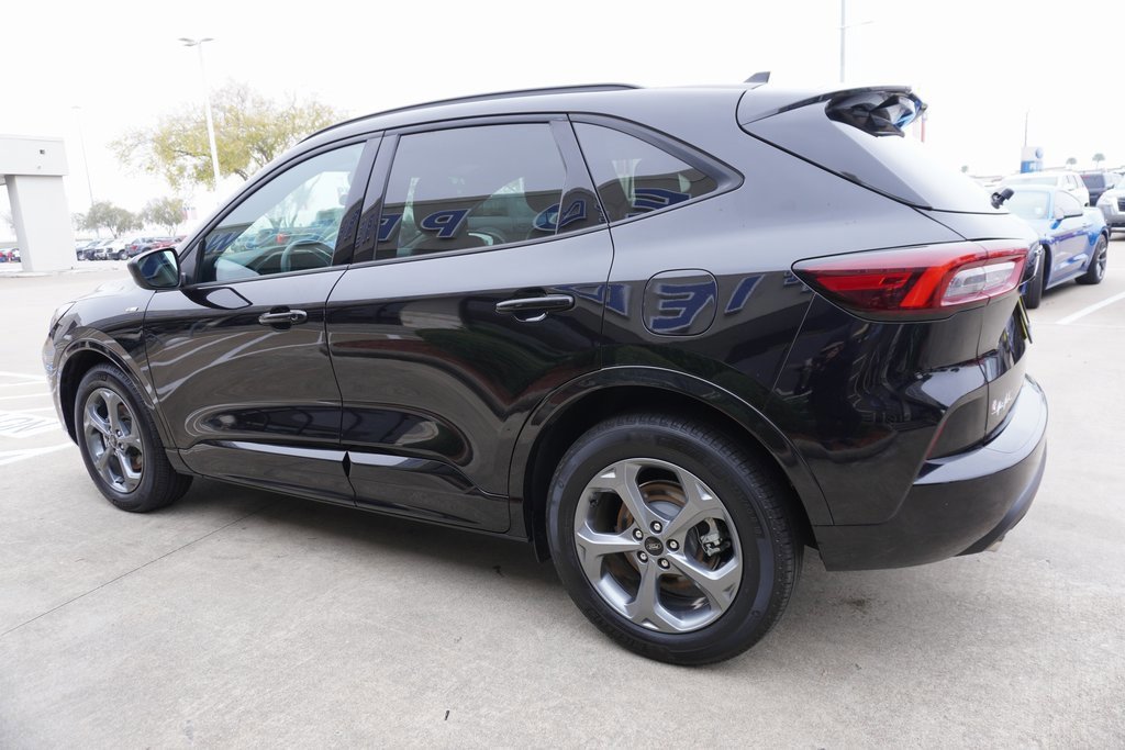 Certified 2024 Ford Escape ST-Line w/ Equipment Group 301A image 2