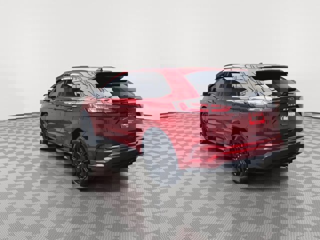 Certified 2022 Ford Edge ST-Line image 3