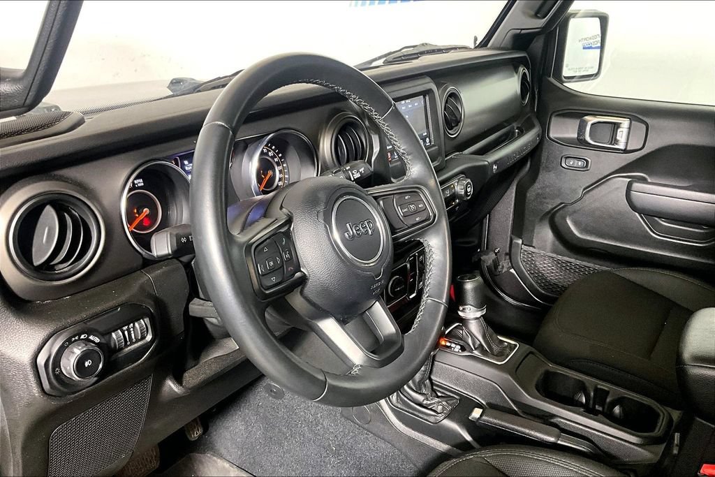 Used 2022 Jeep Wrangler Unlimited Sport AWD/4WD image 10