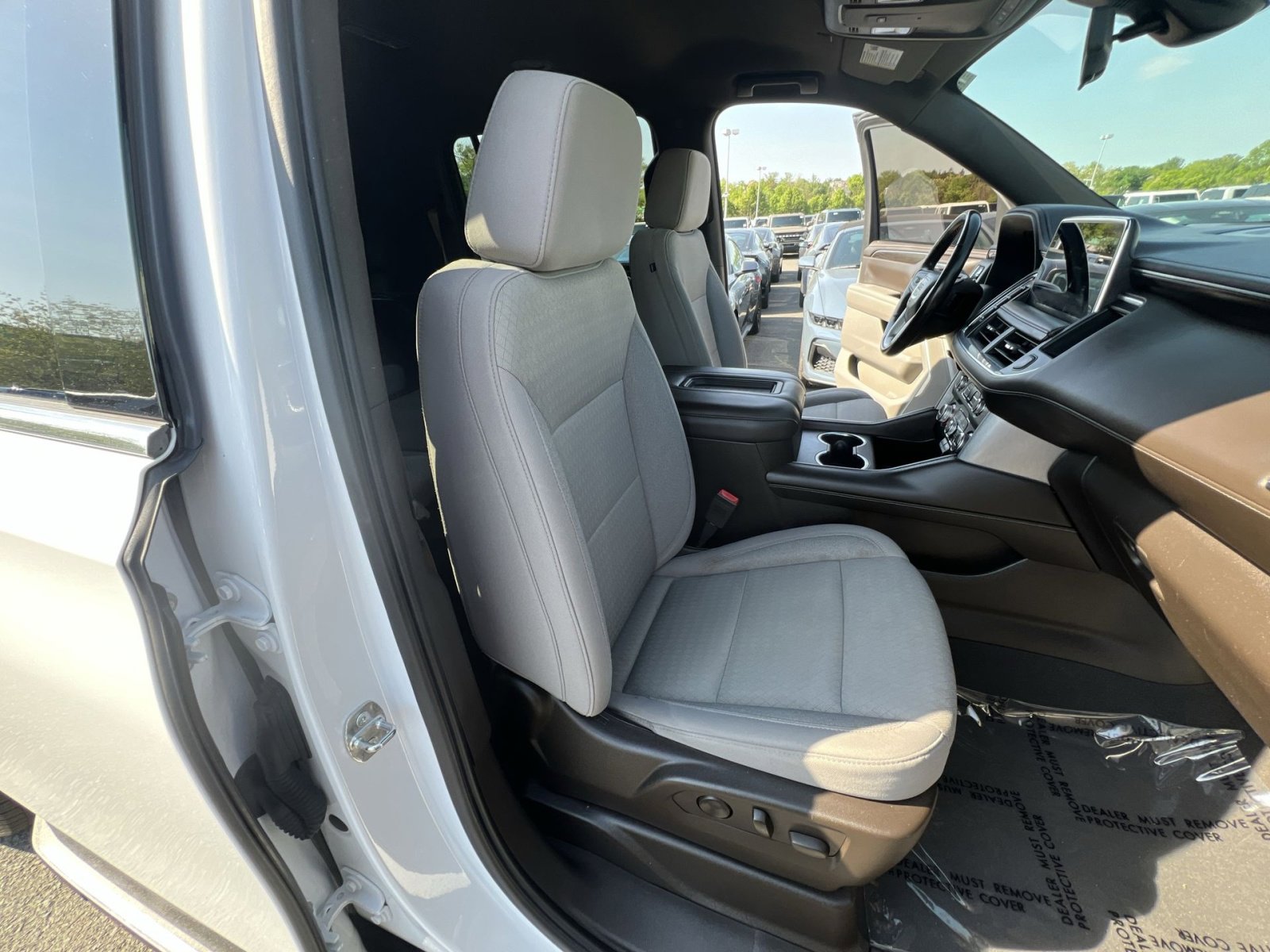 Used 2021 GMC Yukon XL SLE AWD/4WD image 34