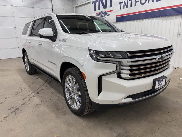 Used 2023 Chevrolet Suburban High Country image 6