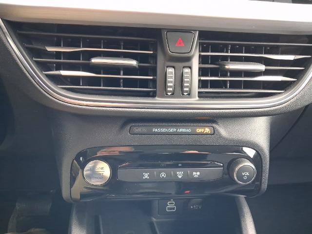 Certified 2025 Ford Escape Platinum AWD/4WD image 13