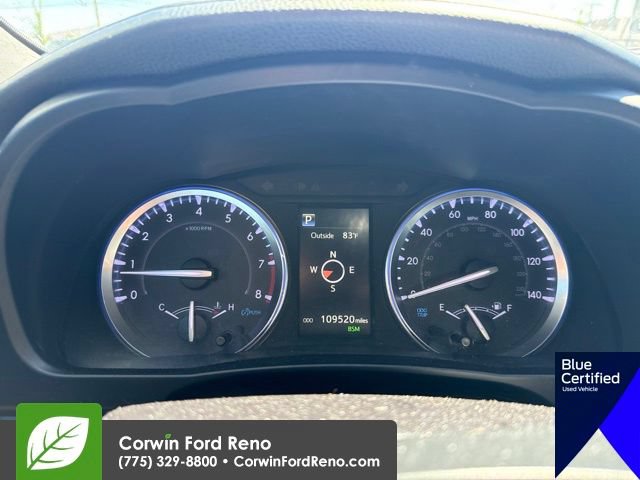 Used 2019 Toyota Highlander SE w/ Nightshade Edition FWD image 16