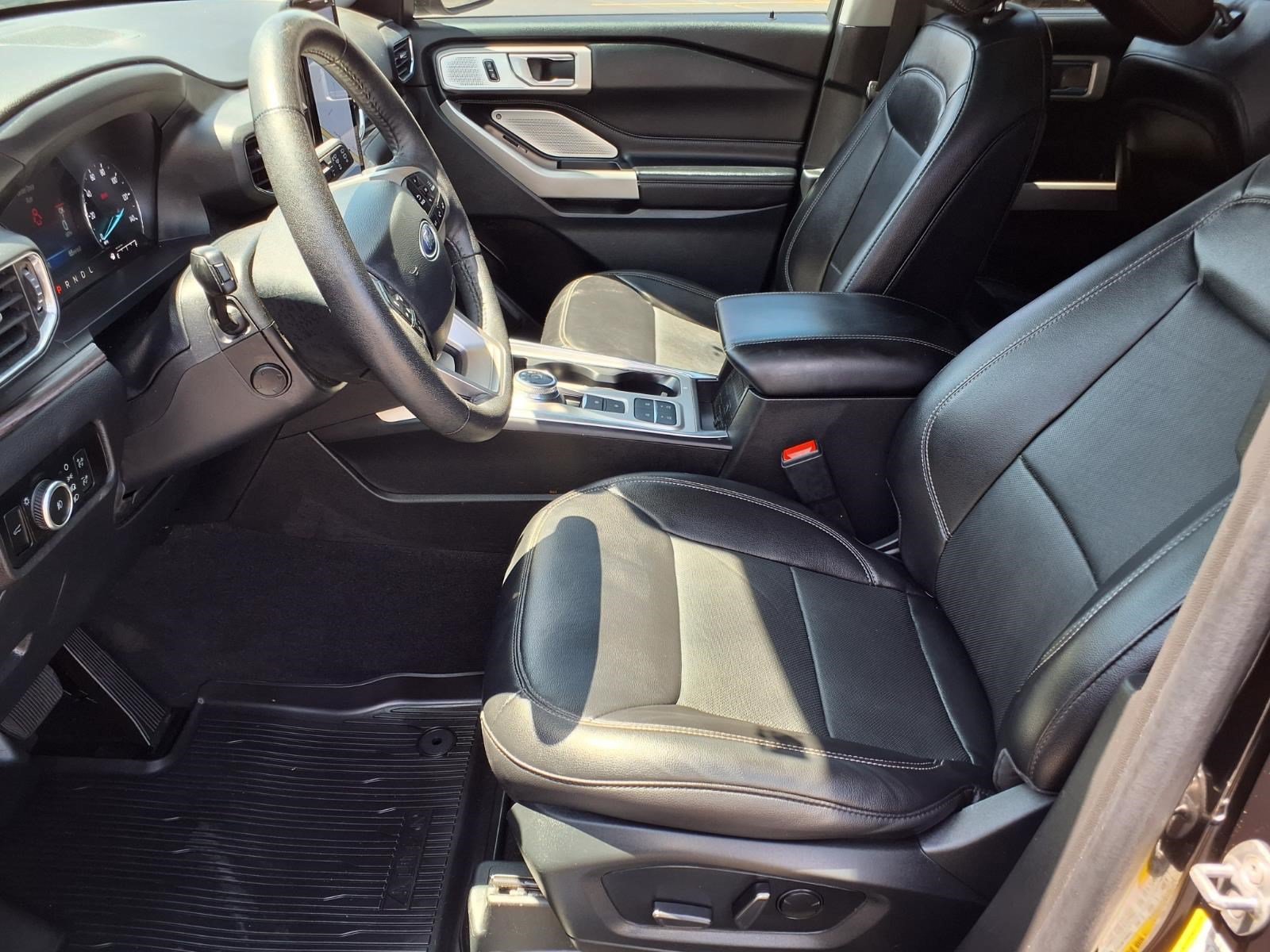 Certified 2024 Ford Explorer Limited w/ Limited Technology Package RWD image 14