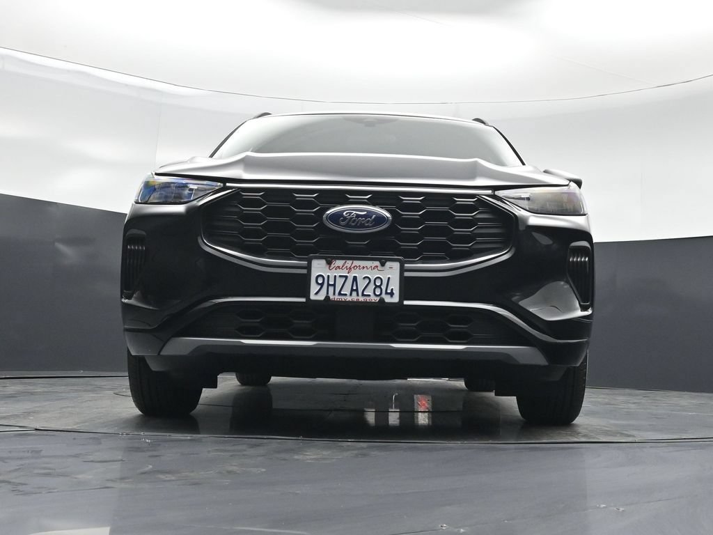 Certified 2023 Ford Escape ST-Line w/ Tech Pack #1 FWD image 46