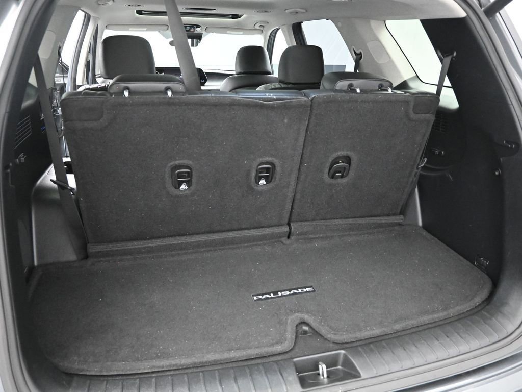 Used 2023 Hyundai Palisade Limited w/ Cargo Package AWD/4WD image 36