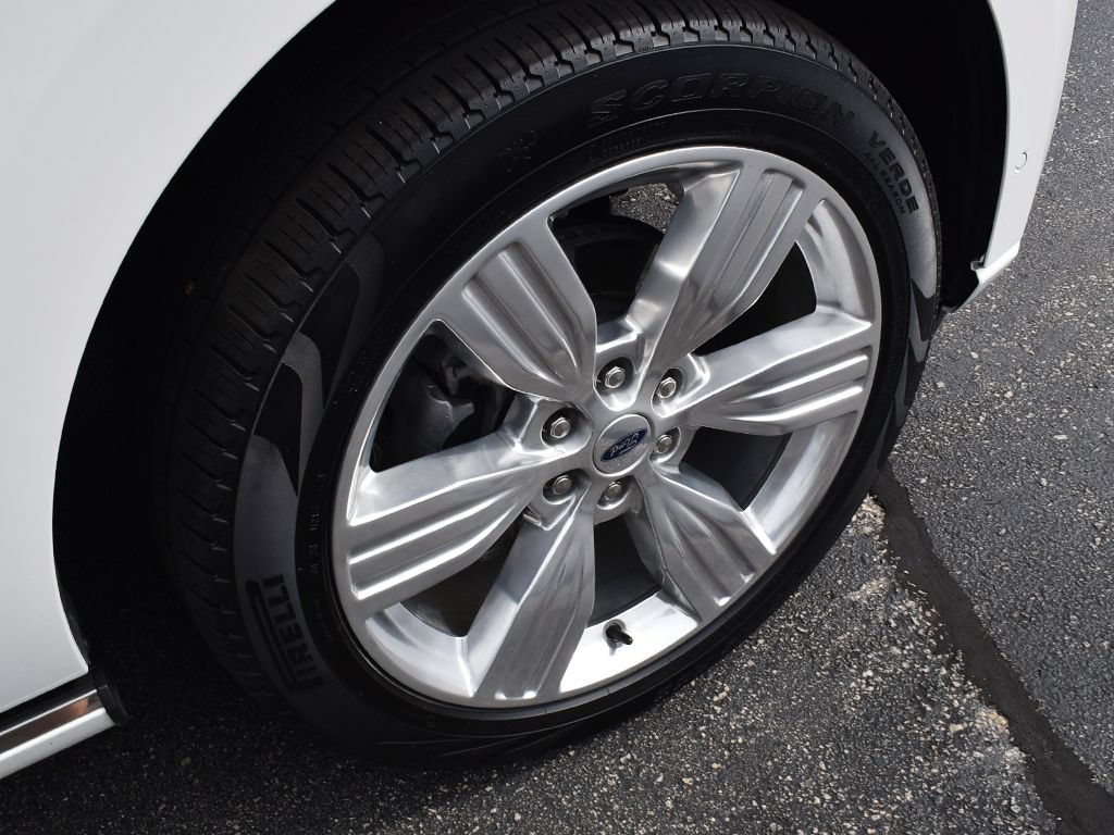 Certified 2024 Ford Expedition Max Platinum AWD/4WD image 11