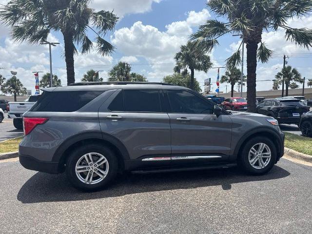Certified 2023 Ford Explorer XLT RWD image 5