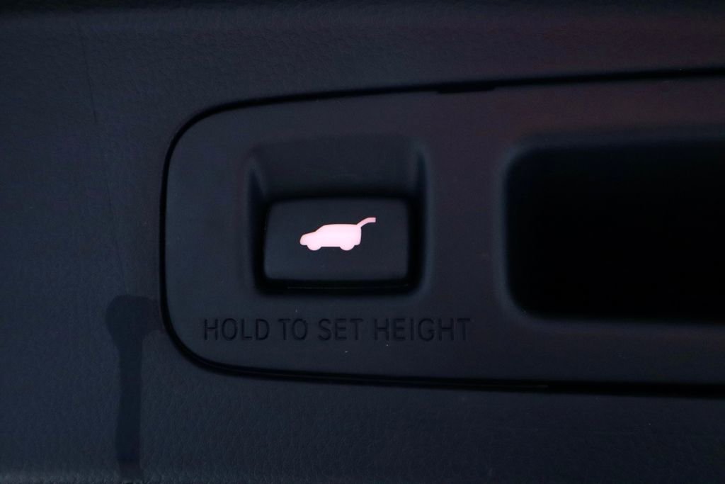 Used 2025 Honda CR-V EX-L image 16