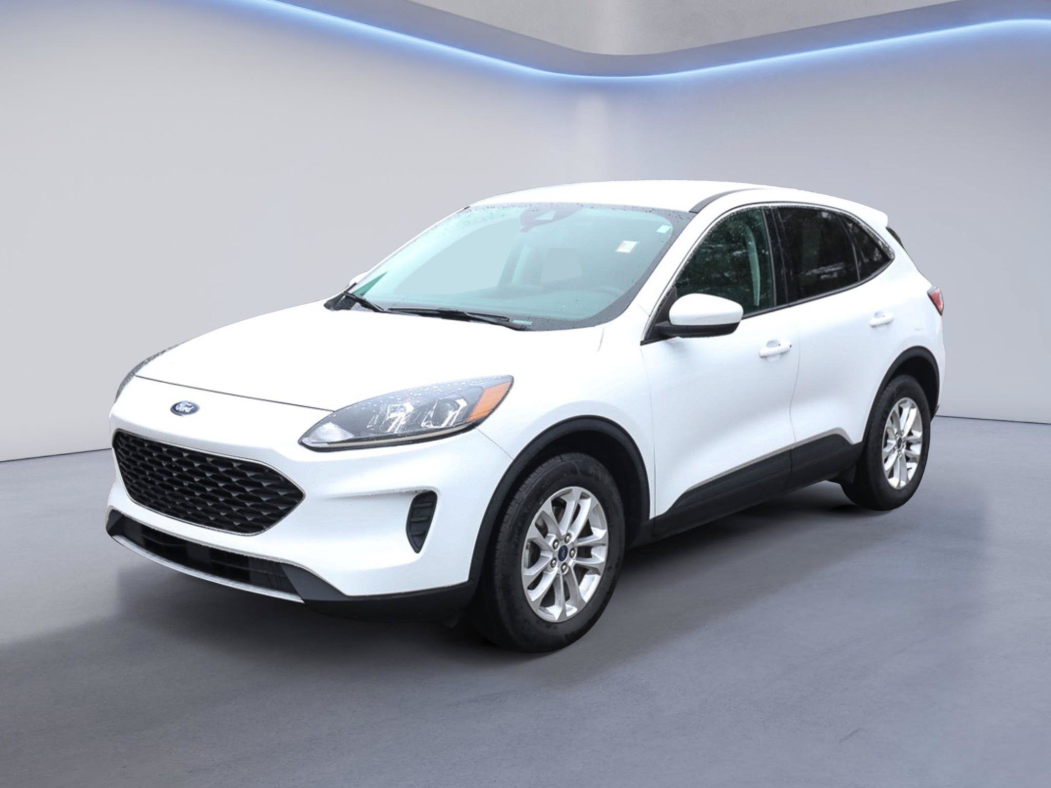 Certified 2021 Ford Escape SE w/ Convenience Package AWD/4WD image 2