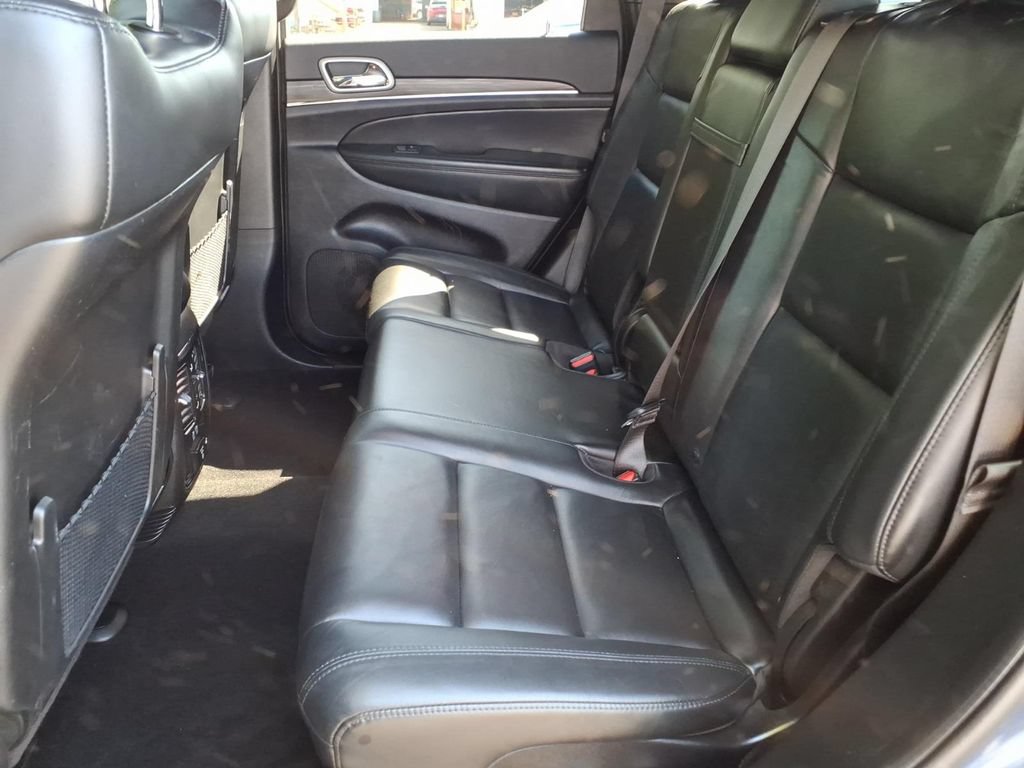 Used 2021 Jeep Grand Cherokee Limited AWD/4WD image 17