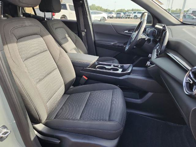 Used 2026 Chevrolet Equinox LT FWD image 25