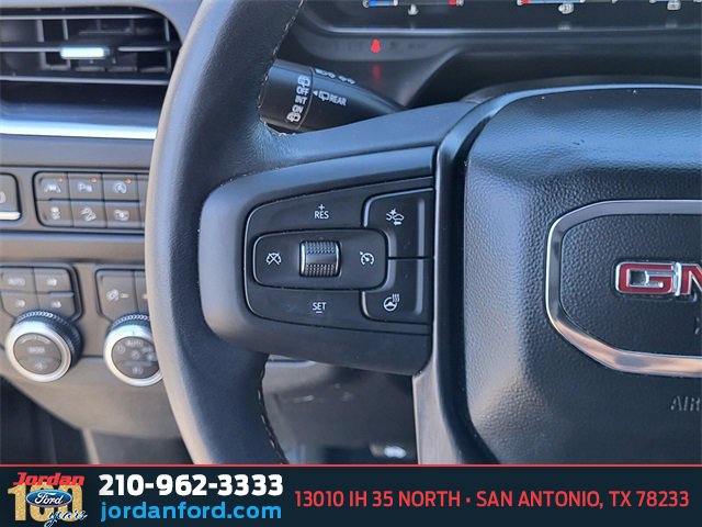 Used 2022 GMC Yukon XL AT4 image 27