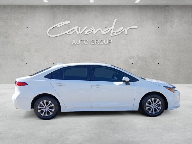 Used 2022 Toyota Corolla LE FWD image 18