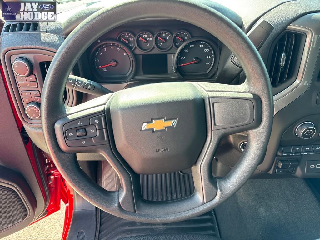 Used 2025 Chevrolet Silverado 2500 Custom w/ Custom Value Package image 21