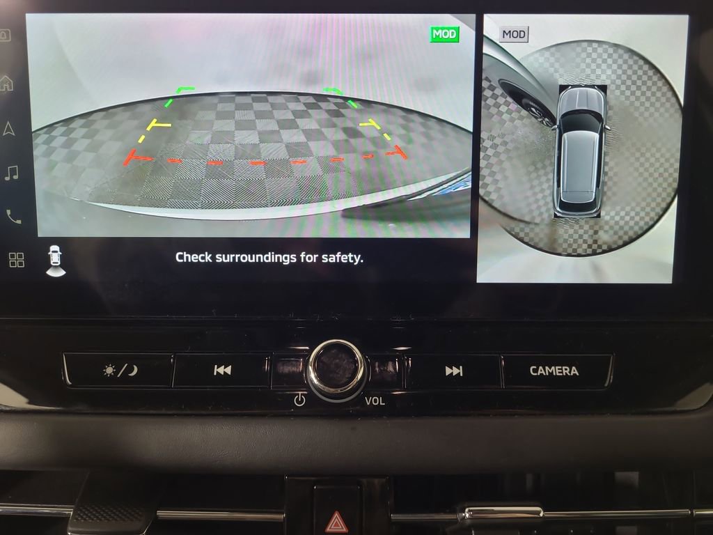 Used 2025 Mitsubishi Outlander AWD image 9