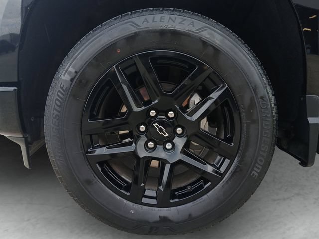 Used 2022 Chevrolet Silverado 1500 Custom w/ LPO, Dark Essentials Package AWD/4WD image 24