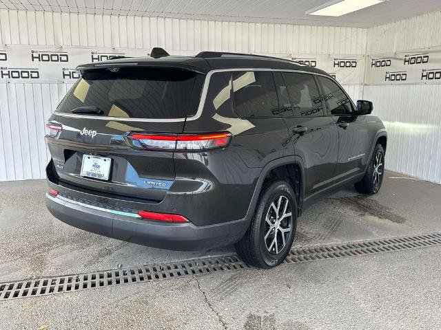 Used 2023 Jeep Grand Cherokee L Limited w/ Luxury Tech Group II AWD/4WD image 10