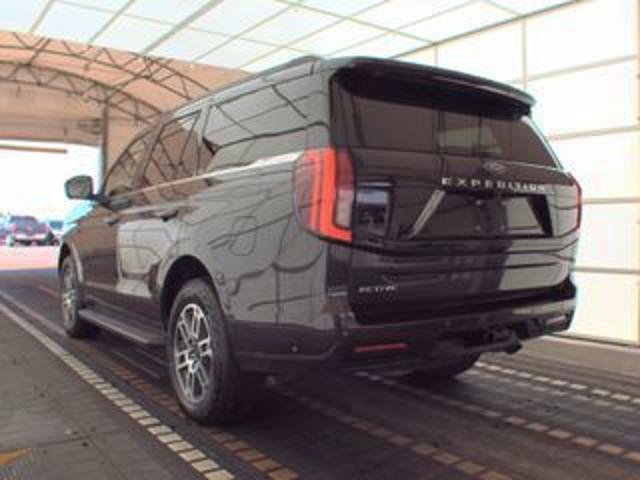 Certified 2025 Ford Expedition Active AWD/4WD image 15