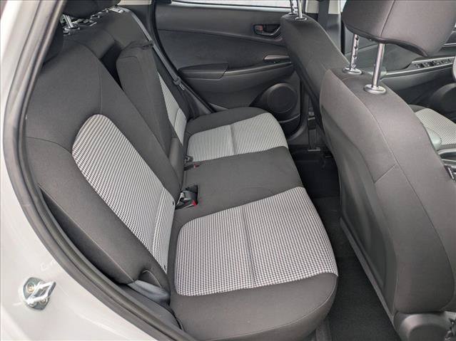 Used 2022 Hyundai Kona SE FWD image 18