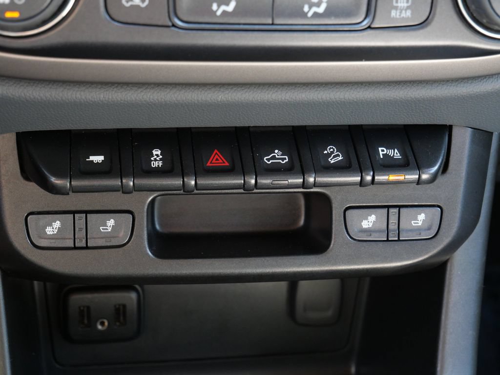 Used 2022 Chevrolet Colorado Z71 AWD/4WD image 26
