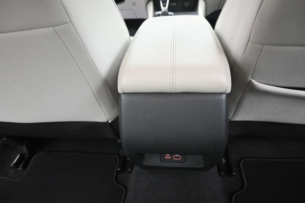 Used 2025 Nissan Altima 2.5 SV FWD image 10