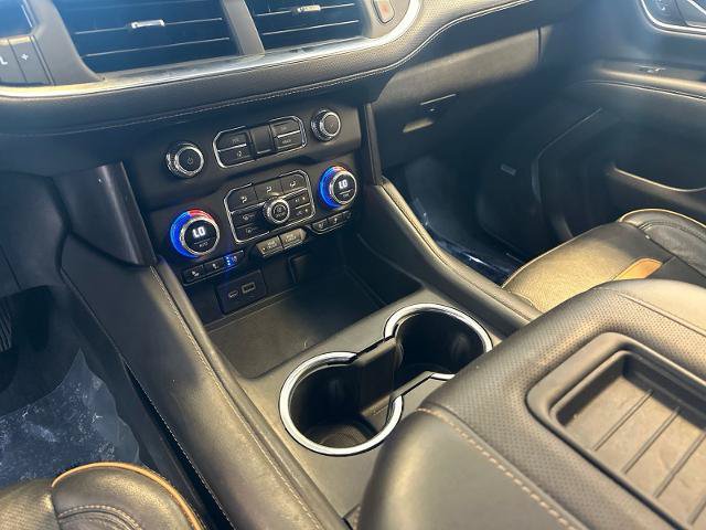 Used 2023 GMC Yukon XL AT4 w/ AT4 Premium Package AWD/4WD image 19
