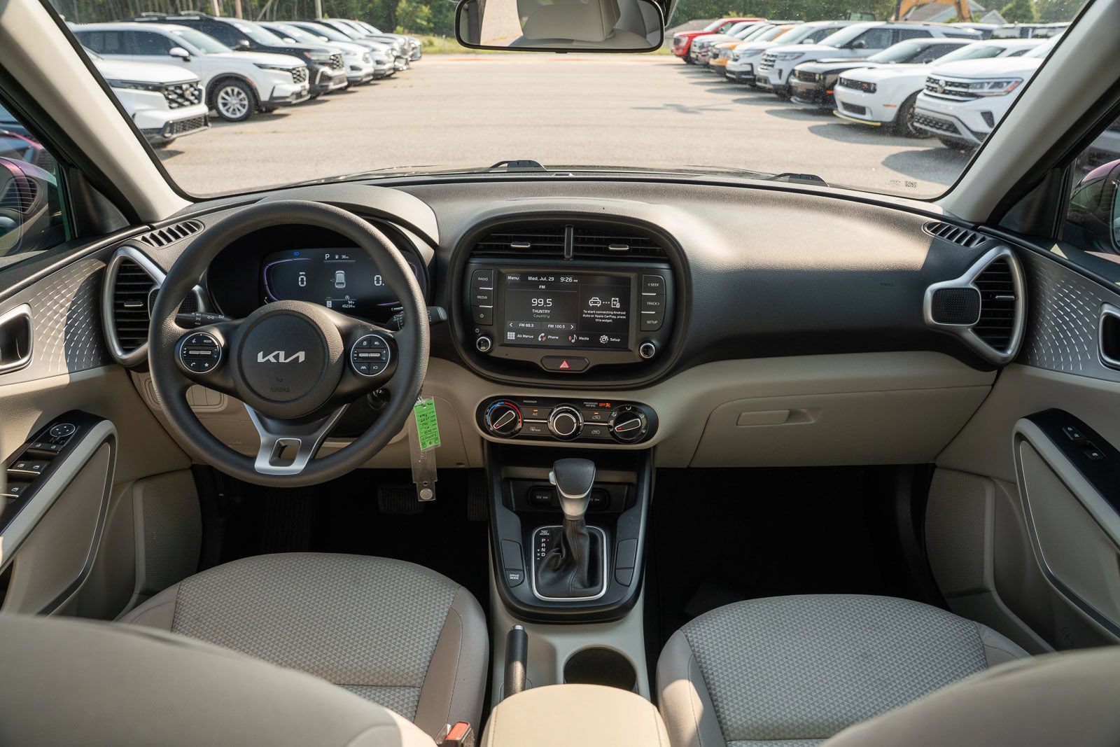 Used 2023 Kia Soul LX FWD image 22