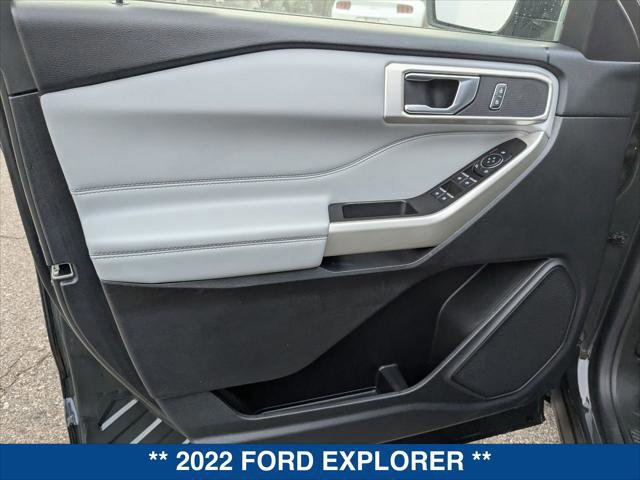 Certified 2022 Ford Explorer XLT w/ Equipment Group 202A image 10