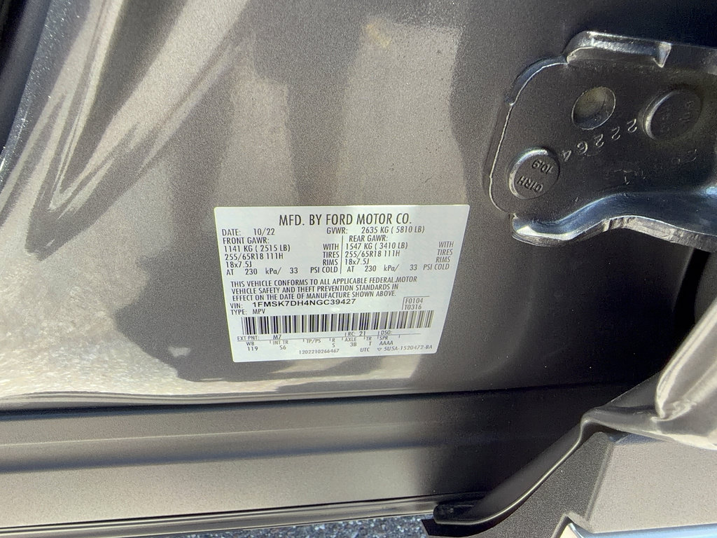 Certified 2022 Ford Explorer XLT w/ Equipment Group 202A RWD image 34