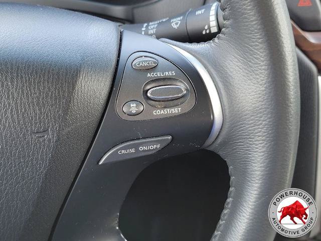 Used 2017 Nissan Pathfinder Platinum FWD image 34
