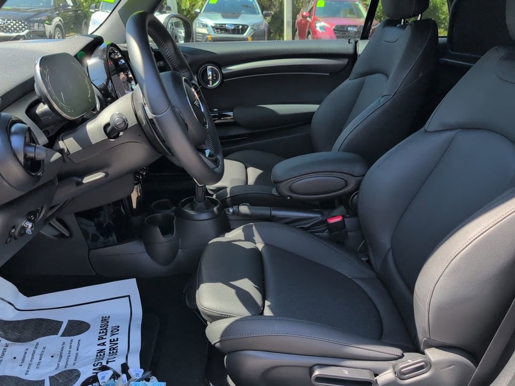 Used 2024 MINI Cooper S image 8