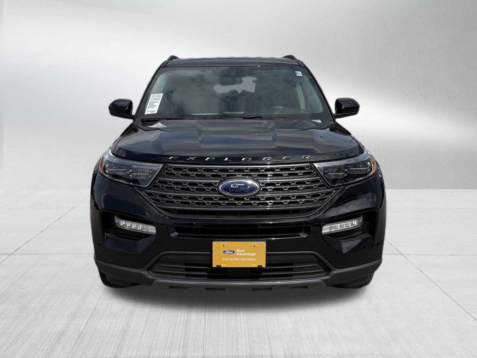 Certified 2023 Ford Explorer XLT w/ Equipment Group 202A AWD/4WD image 8