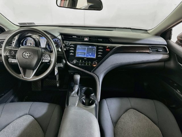 Used 2020 Toyota Camry LE FWD image 16