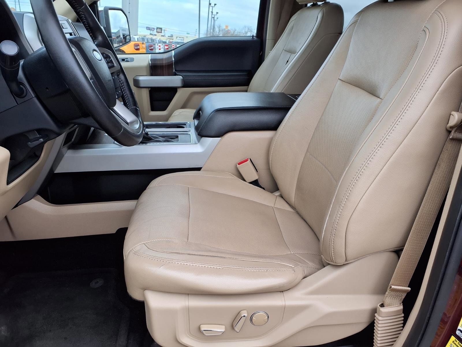 Certified 2017 Ford F150 Lariat image 9