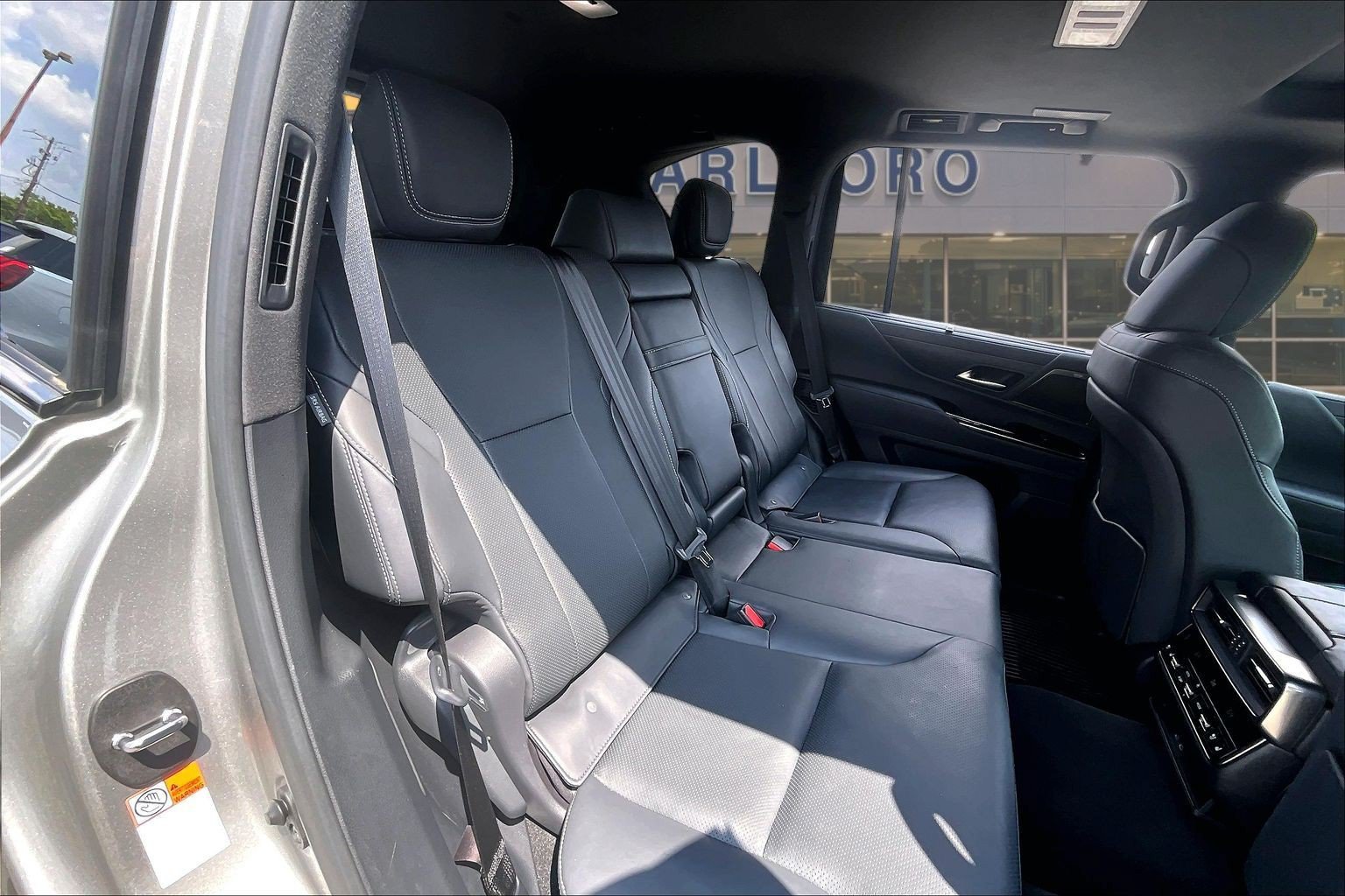 Used 2024 Lexus LX 600 4WD w/ Appearance Package image 27