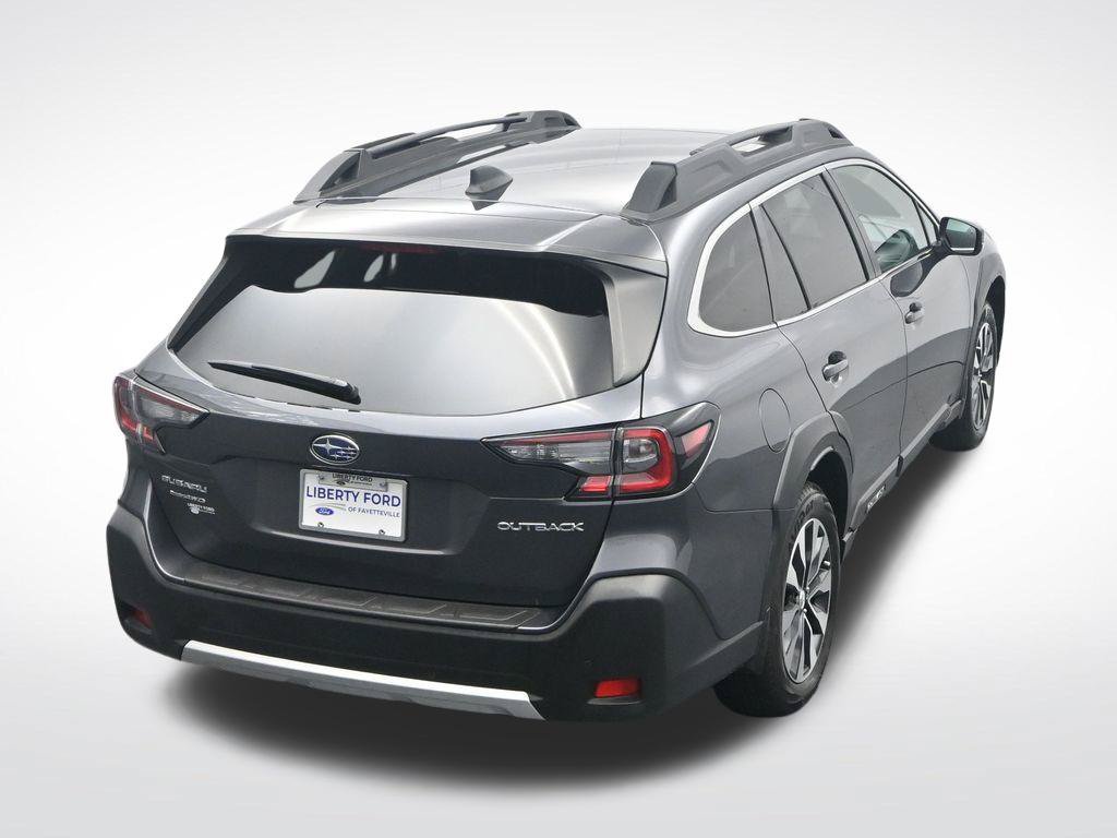 Used 2025 Subaru Outback Limited AWD/4WD image 37