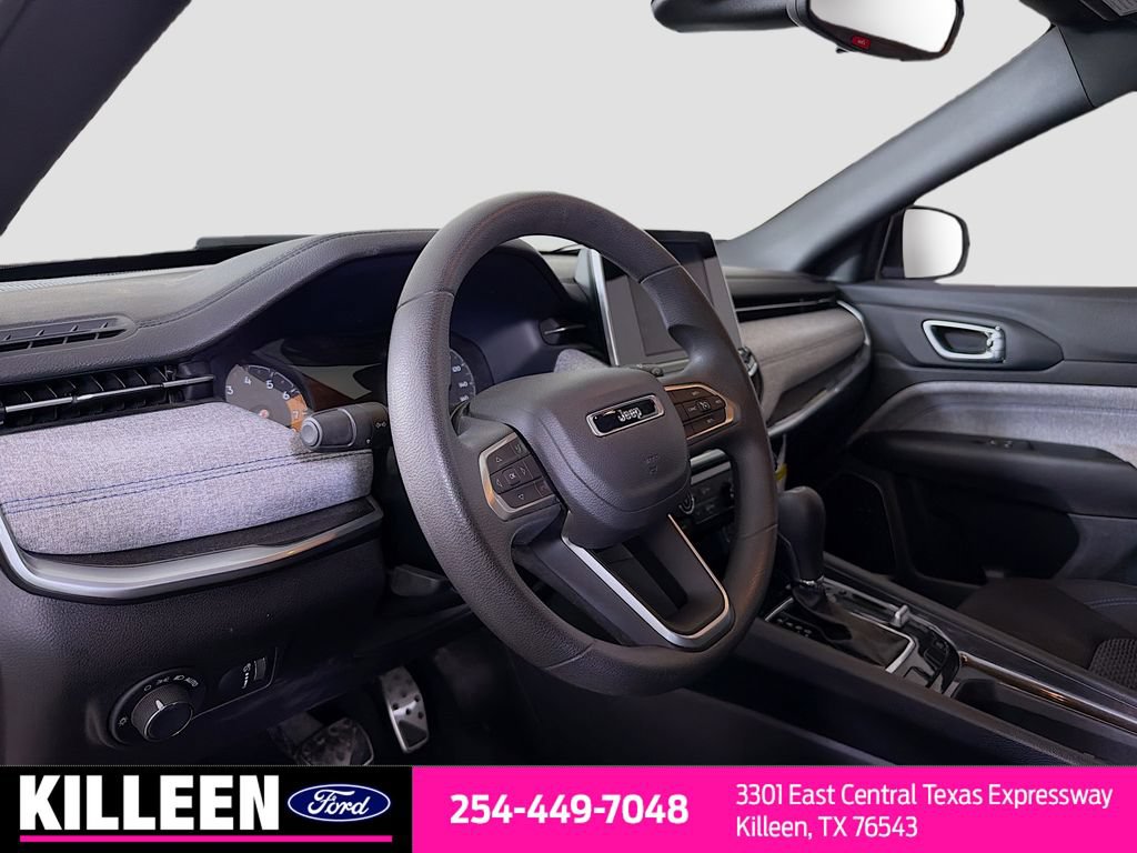 Used 2025 Jeep Compass Sport AWD/4WD image 11
