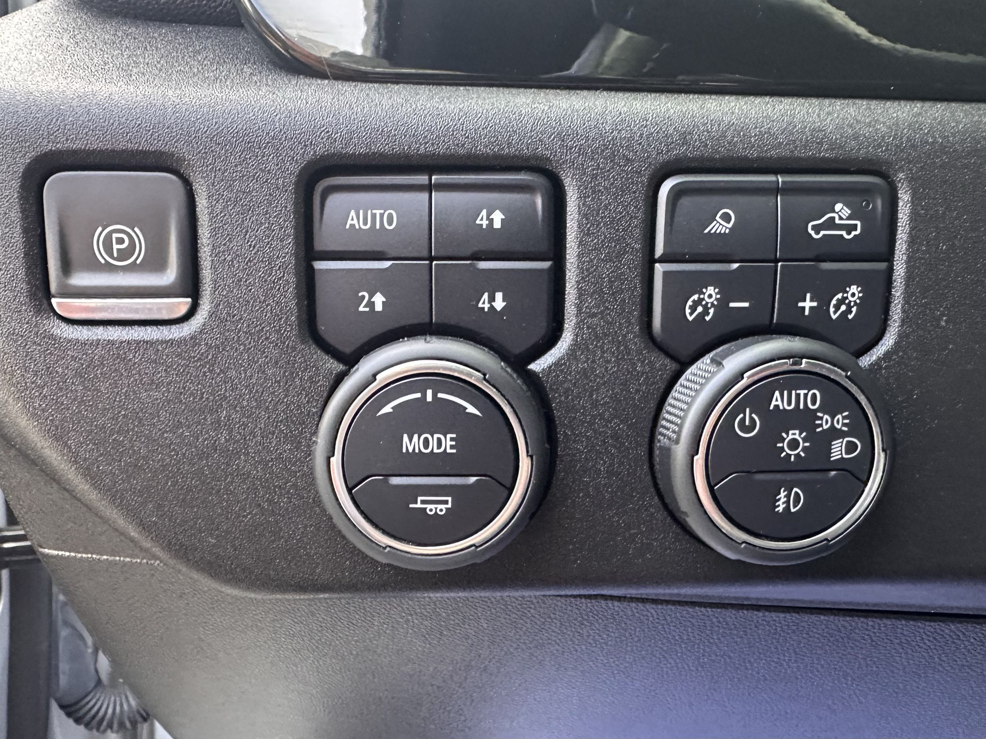 Used 2022 Chevrolet Silverado 1500 RST AWD/4WD image 20