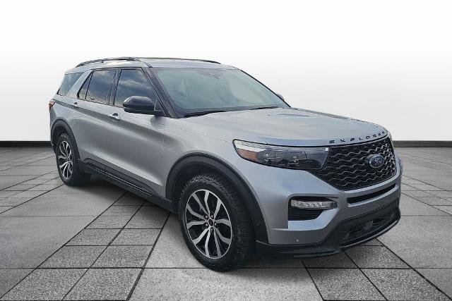 Certified 2020 Ford Explorer ST w/ Premium Technology Package AWD/4WD image 3
