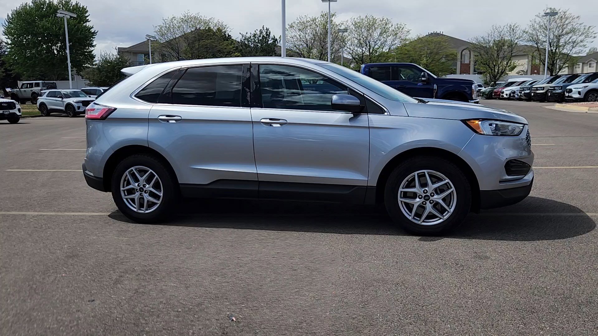 Certified 2024 Ford Edge SEL AWD/4WD image 10