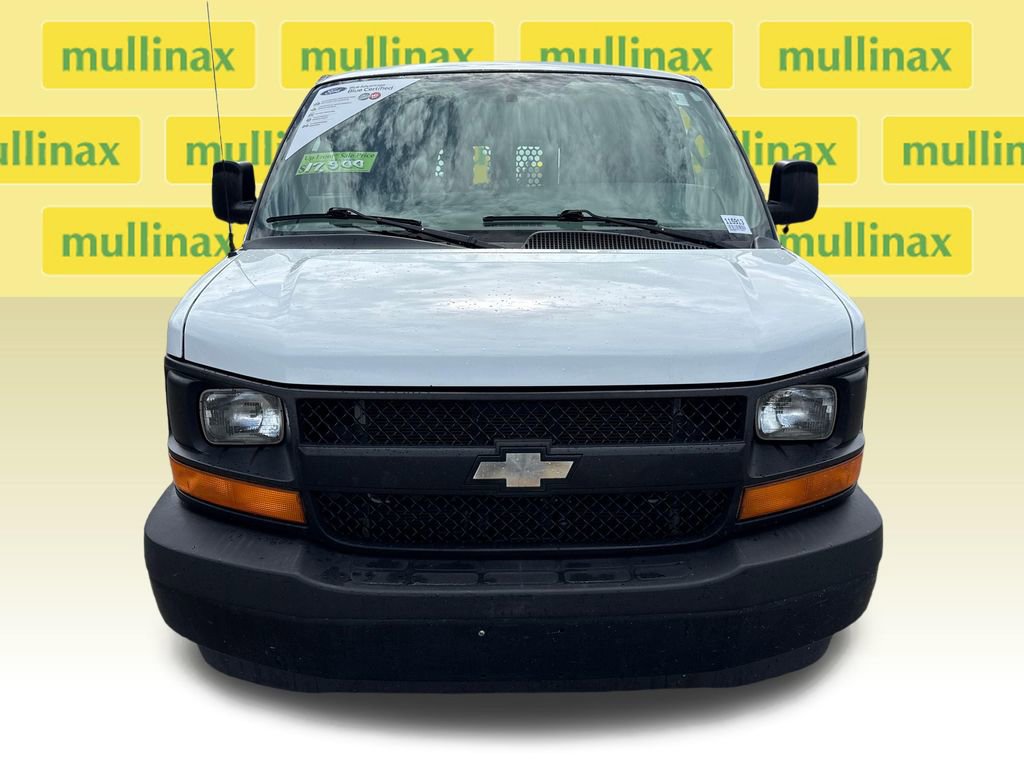 Used 2017 Chevrolet Express 2500 RWD image 11
