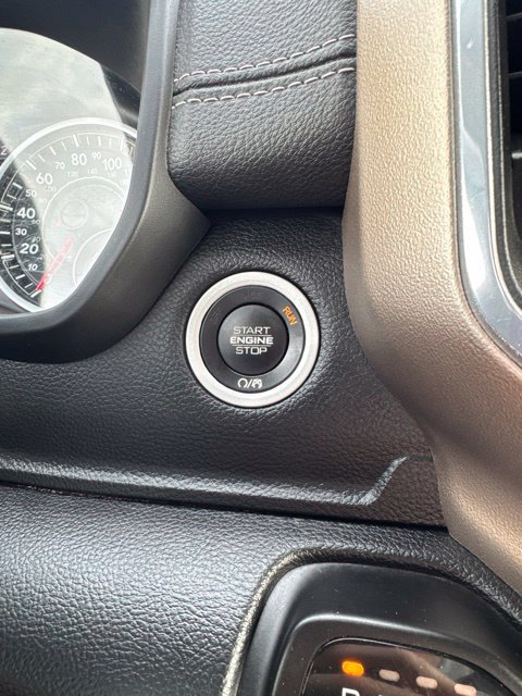 Used 2022 RAM 1500 Laramie AWD/4WD image 19