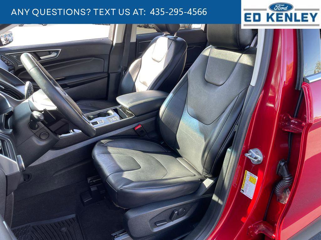 Certified 2020 Ford Edge Titanium w/ Equipment Group 301A AWD/4WD image 3