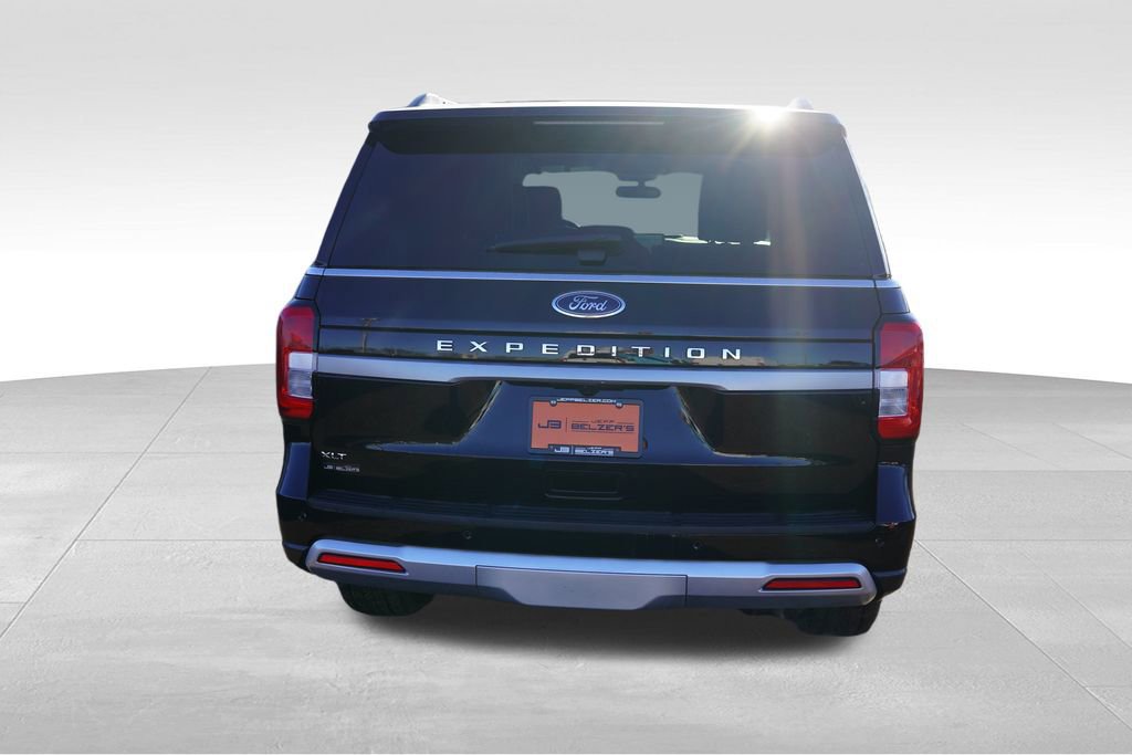 Certified 2024 Ford Expedition XLT image 6