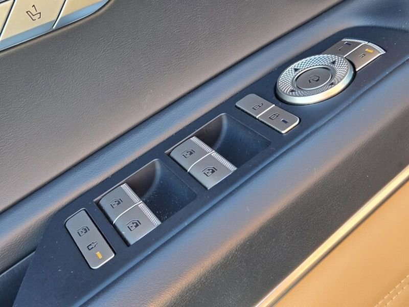 Used 2021 Genesis GV80 2.5T w/ Prestige Package 04 image 39