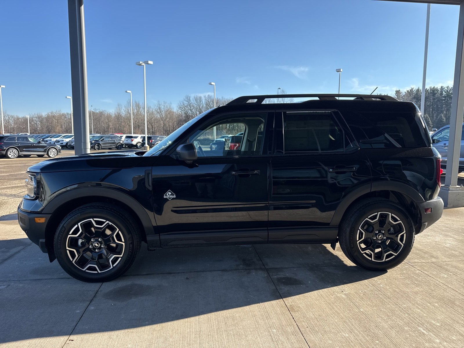 Certified 2025 Ford Bronco Sport Outer Banks w/ Outer Banks Tech Package+ image 7